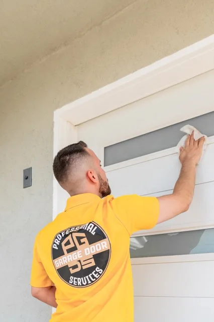 Smart Garage Door Openers: Features & Benefits